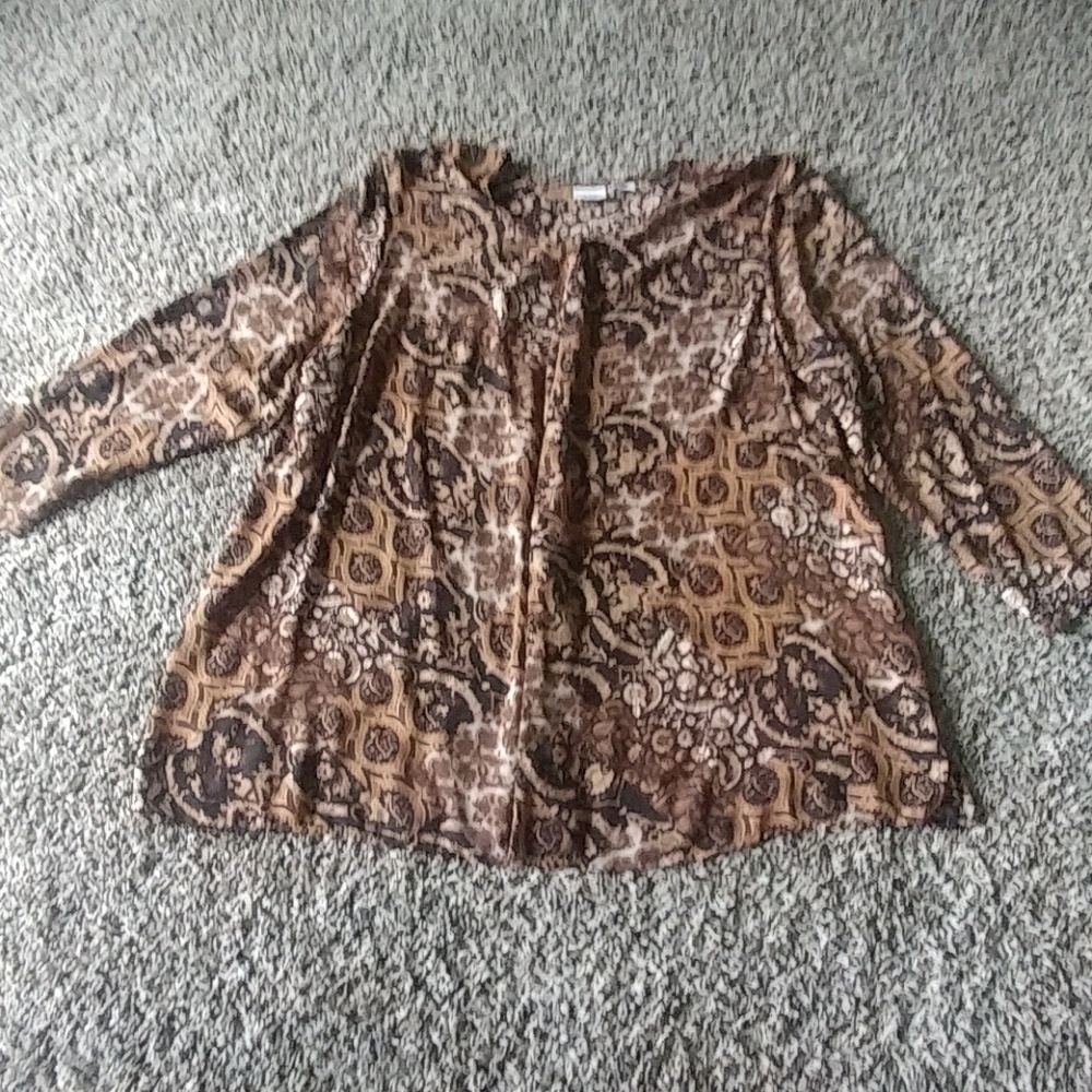 Beautiful button down blouse